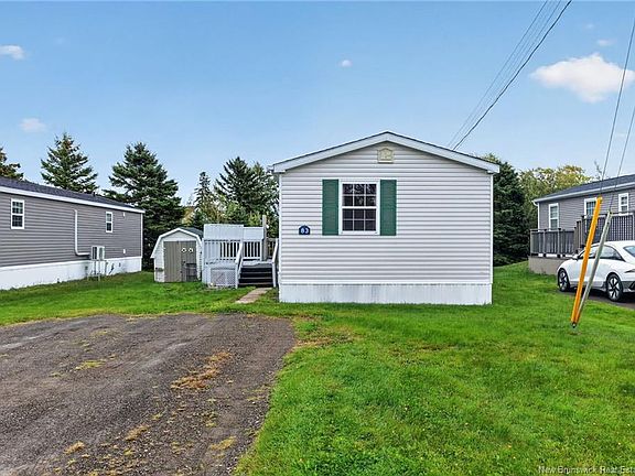 3rd image of 83 Louisbourg St