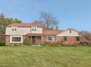 3127 Red Berry Rd, Racine, WI 53406