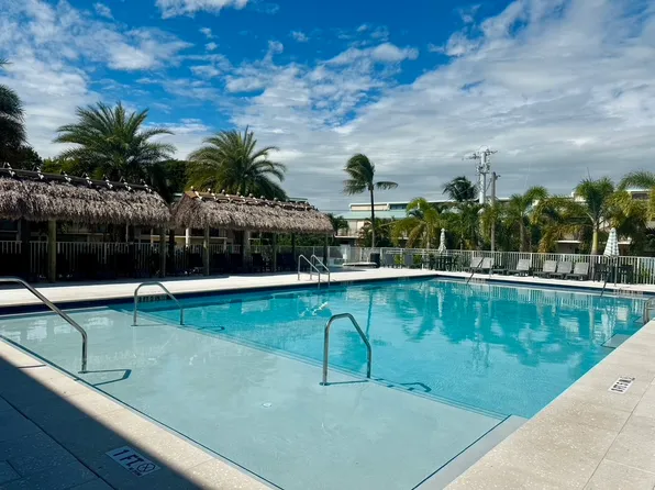 87200 Overseas Hwy APT M3, Plantation Key, FL 33036