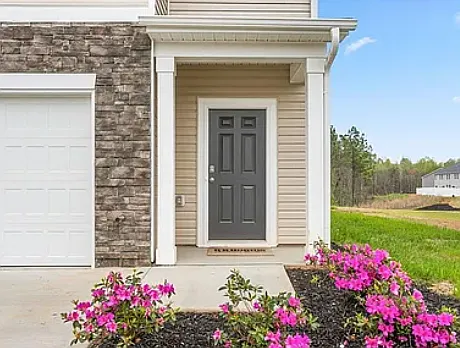 3 bed, 2.5 bath, 1429 sqft, $1,900 — Photo 2