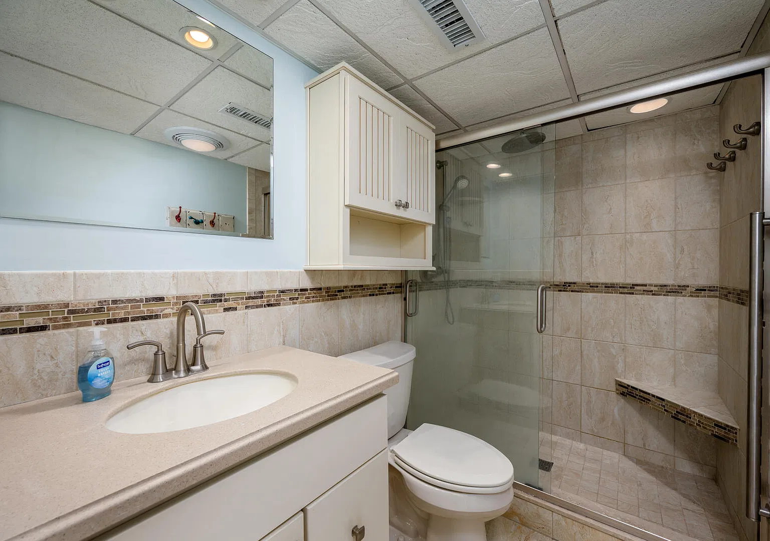 2 bed, 1074 sqft, $1,750 — Photo 3