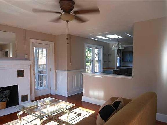 4th image of 1305 W Broadway
