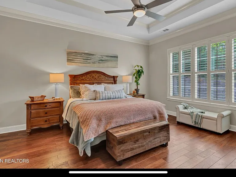 437 Chapel Grove Ln — Photo 11