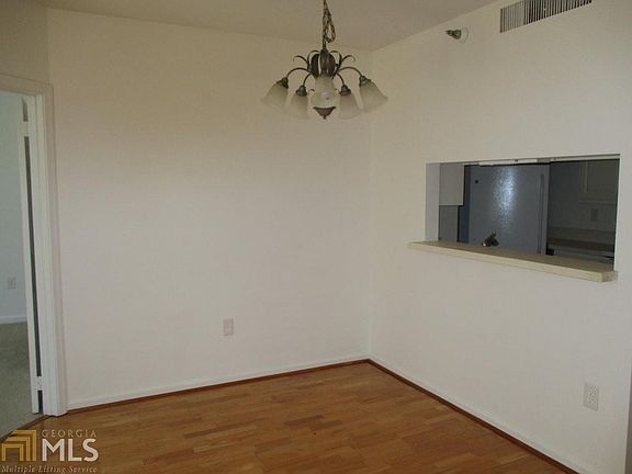 3rd image of 1 Biscayne Dr NW Unit 505