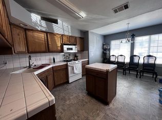 797 Heath Ct, Lemoore, CA 93245