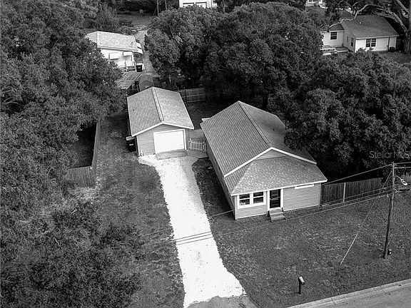 2nd image of 1529 Scranton Ave
