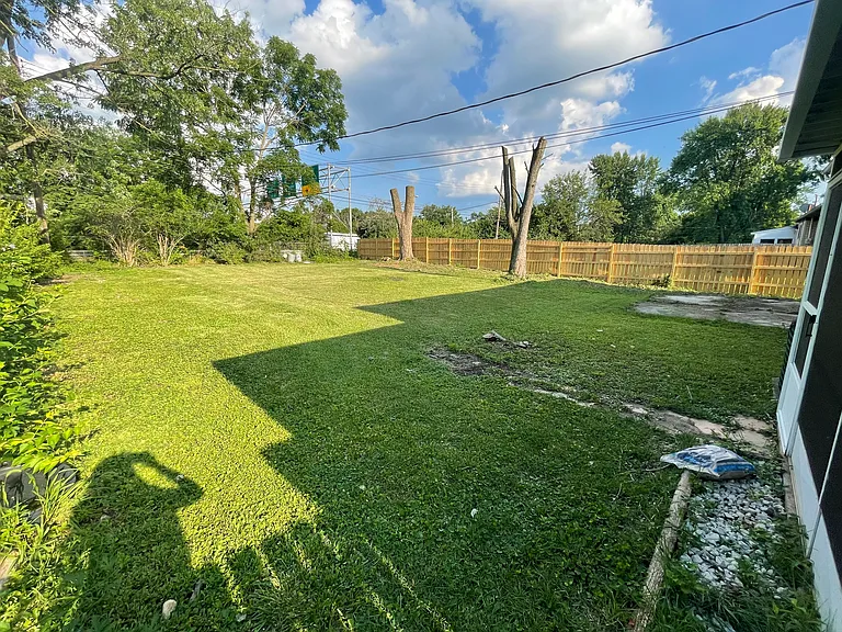 1690 Newfield Rd — Photo 41
