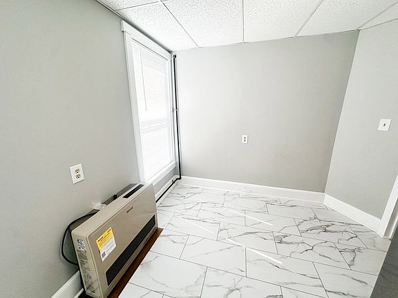 5th image of 320 Lowell St APT 2