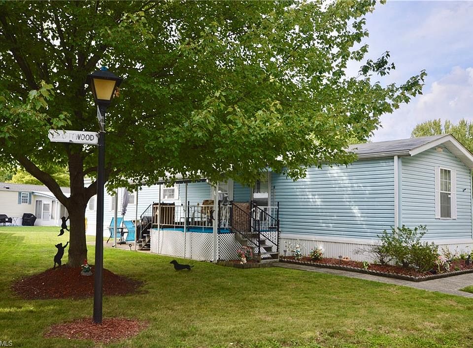 1st image of 15 Brightwood Dr #15