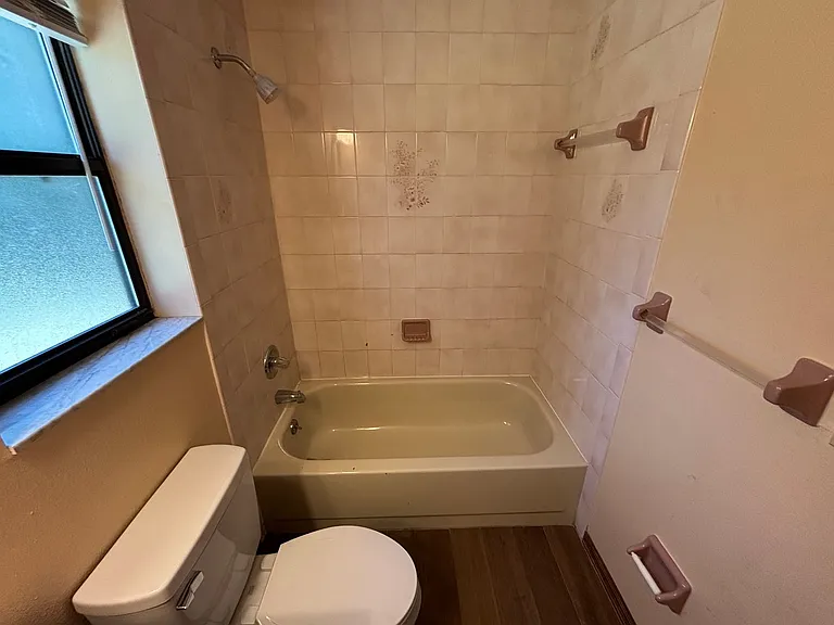 5532 NW 57th Pl — Photo 12