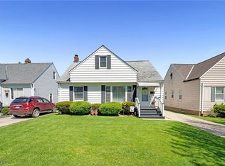 13601 Maple Leaf Dr, Garfield Heights, OH 44125