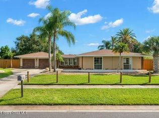 933 Waialae Cir NE, Palm Bay, FL 32905