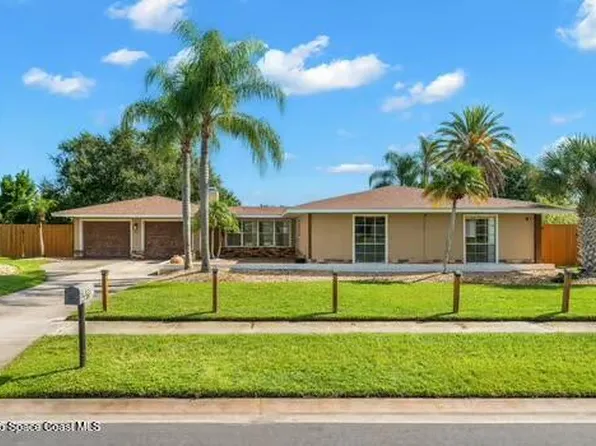 933 Waialae Cir NE, Palm Bay, FL 32905