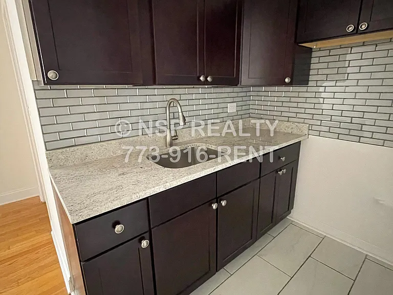 6830 N Sheridan Rd #363 — Photo 1