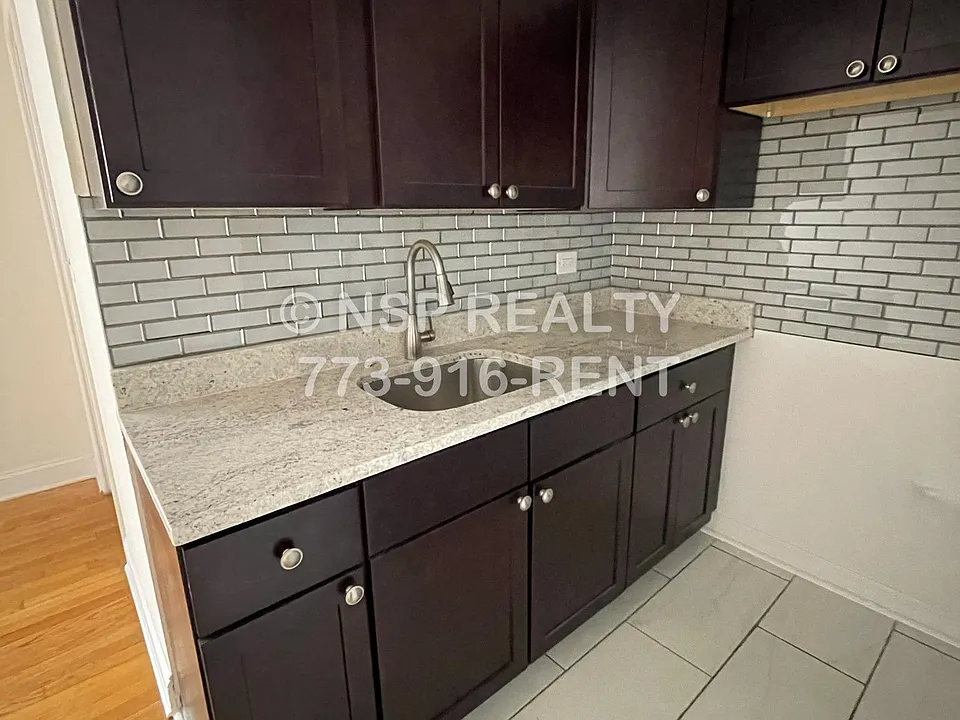 6830 N Sheridan Rd #363