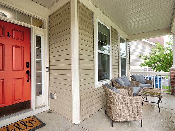 2nd image of 714 Wild Rose Cir