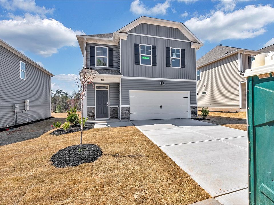 1st image of 510 Barbican Pl
