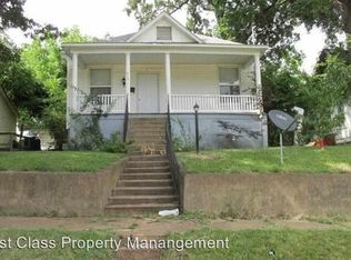835 Poplar St, Poplar Bluff, MO 63901