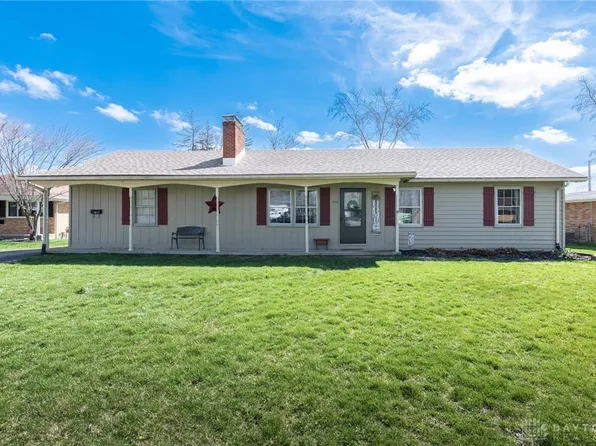 250 E Weaver St, New Lebanon, OH 45345