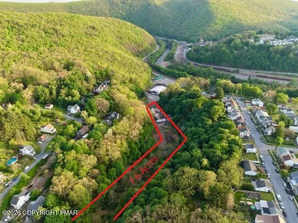 123 Laurel St, Jim Thorpe, PA 18229