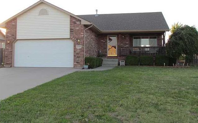 1st image of 2725 N Bristol Ct