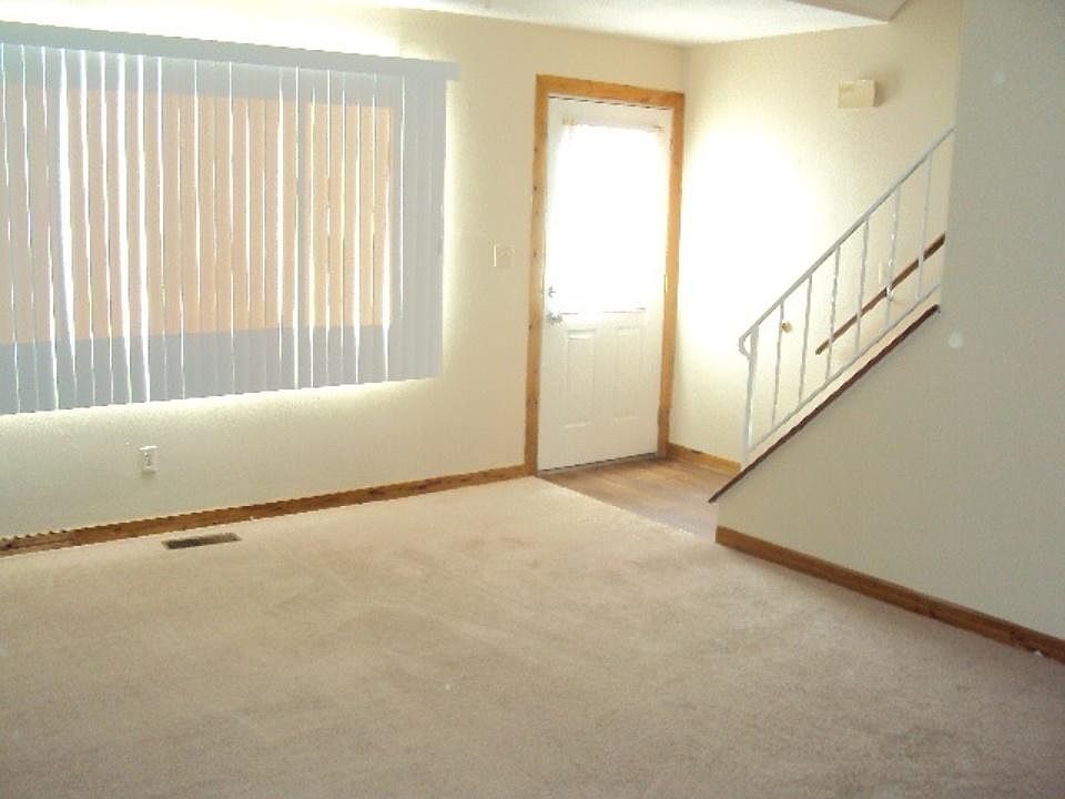 1st image of 1301 W Jeth Ct
