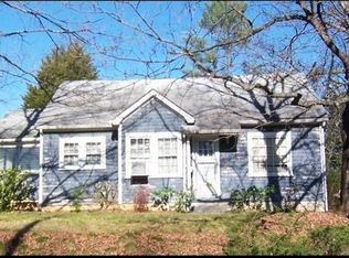 379 19th Ave NE, Hickory, NC 28601