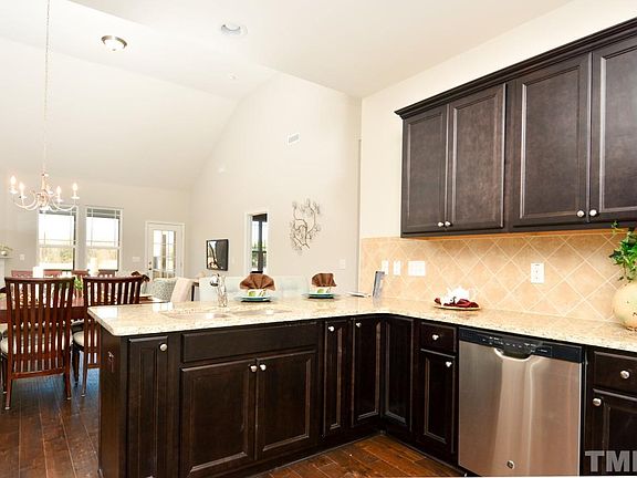 5th image of 77 Radcliffe Circle L41 Lkc