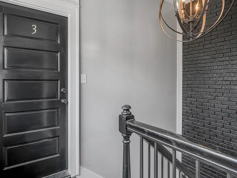 1211 Richmond Rd — Photo 15