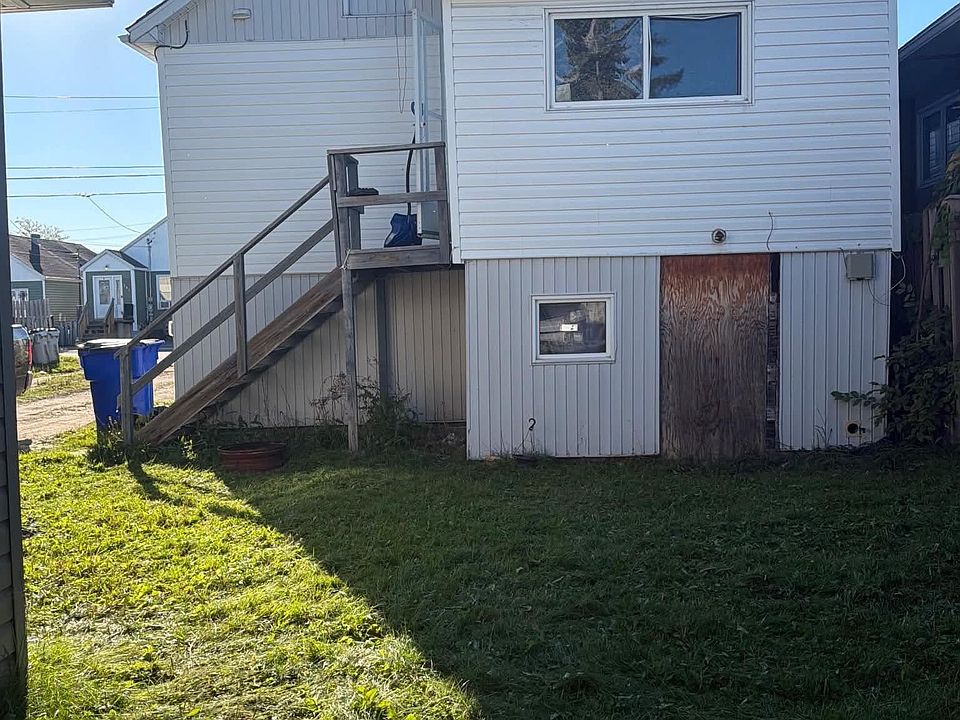 2nd image of 314 Birch St N