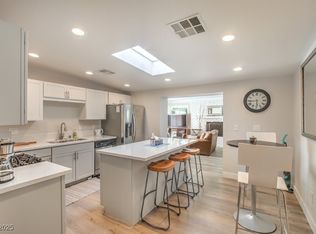 1564 Vegas Valley Dr, Las Vegas, NV 89169