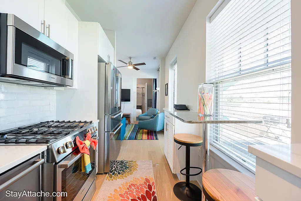 1 bed, 518 sqft, $3,120 — Photo 1