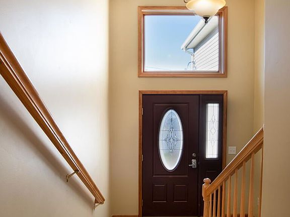2nd image of 55 Heartt Ave
