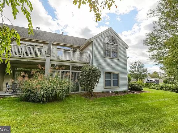 199 Crescent Dr. Second floor Balcony
