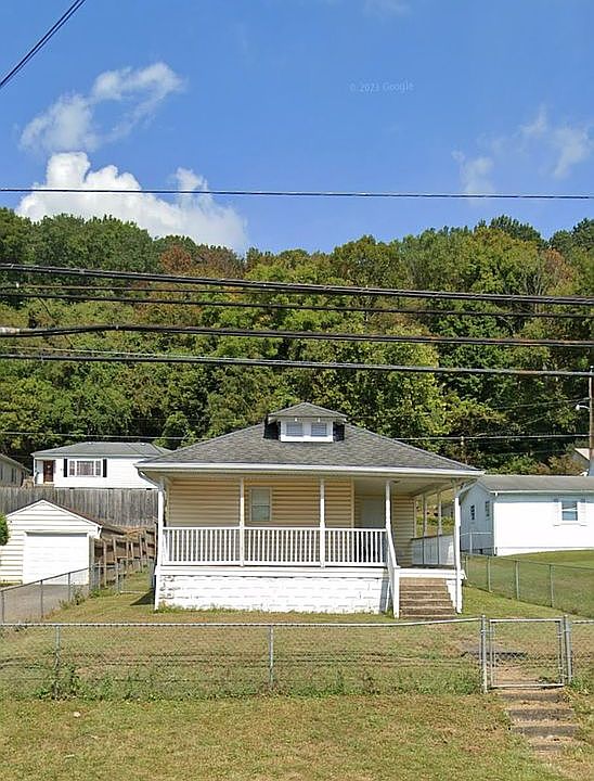 1st image of 820 Rockwood Ave