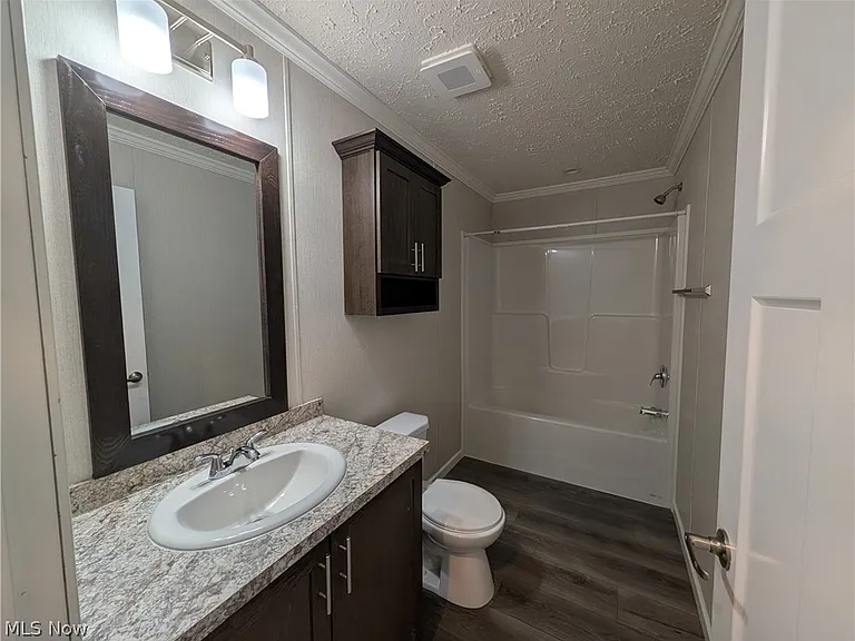 230 Edgecliff Cir W #47 — Photo 13
