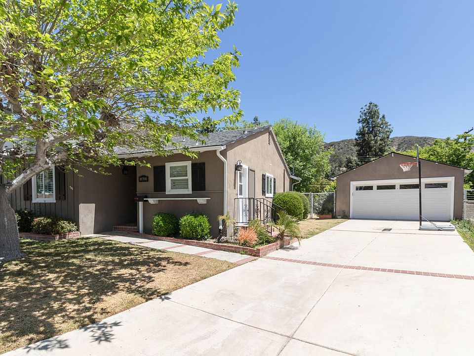 1st image of 10780 Deliban St