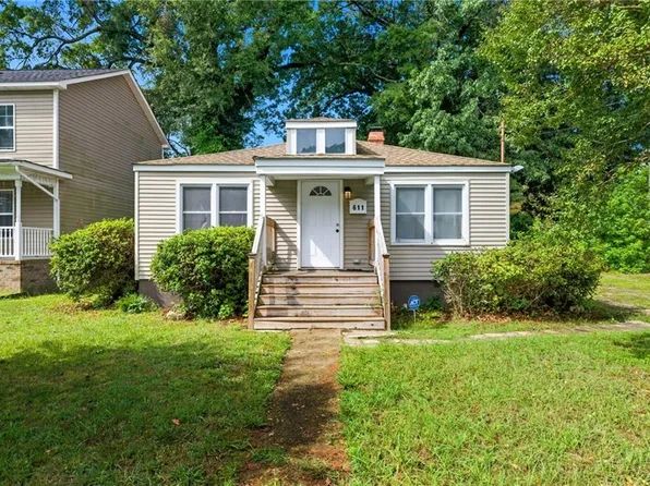 611 Delaware Ave, Hampton, VA 23661