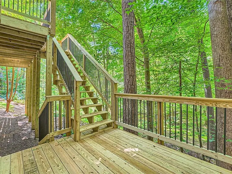 110 Boulder Dr — Photo 37
