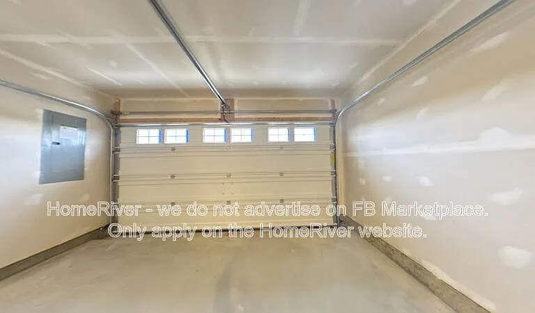 1217 Loch Ness Ln — Photo 11
