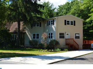 625 Swamp Rd, Newtown, PA 18940