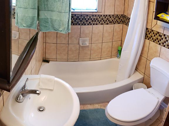 5th image of 467 North Ave APT 3