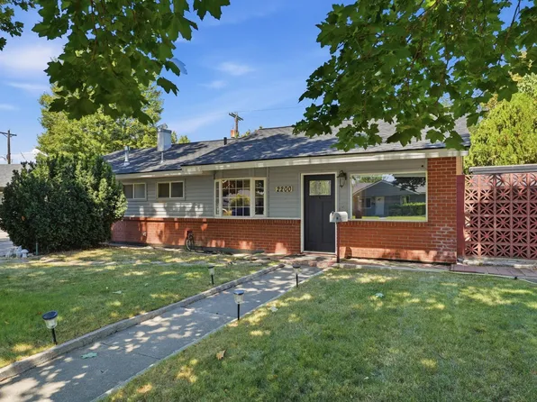 2200 Dover St, Richland, WA 99352