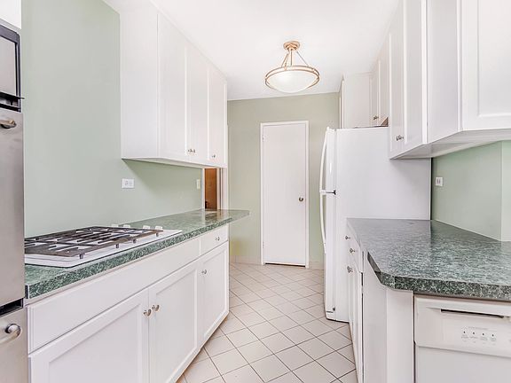 5th image of 3333 Henry Hudson Pkwy APT 8S