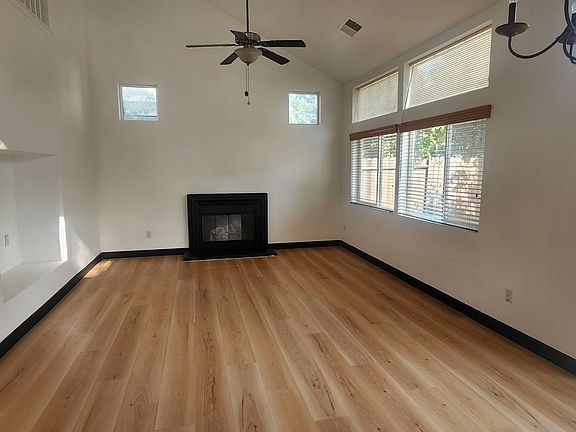 3rd image of 6390 Laguna Mirage Ln