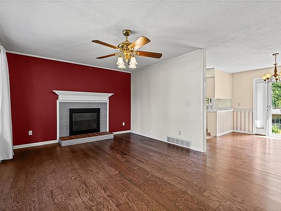 2nd image of 8422 W 68th Ter