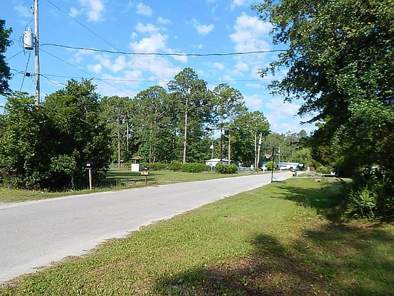 4th image of 213 Gail Dr