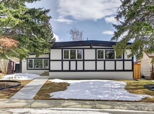 268 W Silver Brook Way NW, Calgary, AB T3B3G8