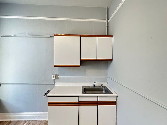 3rd image of 743 Polk St APT 204
