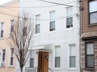 6040 67th Ave, Ridgewood, NY 11385